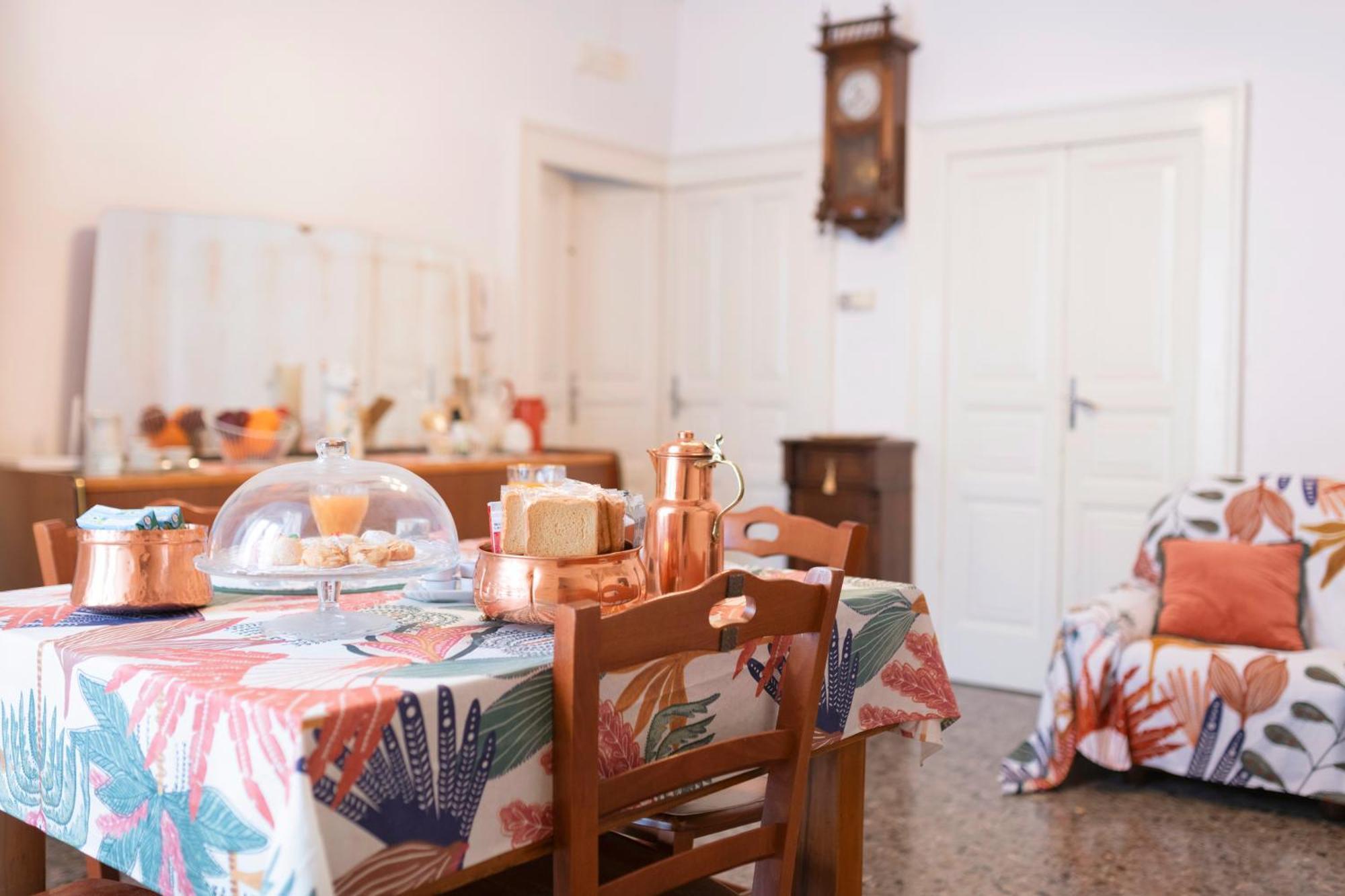 Апартаменти Nonna Nella Casa In Centro Остуні Екстер'єр фото